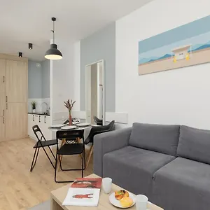 Wola Pet-friendly With Ac Slawinska By Renters , Warszawa Polska